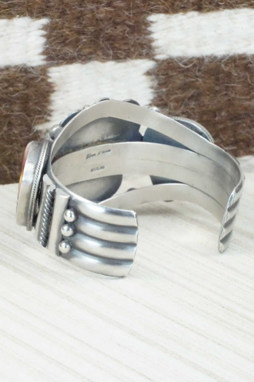 Spiny Oyster & Sterling Silver Bracelet - Tom Lewis