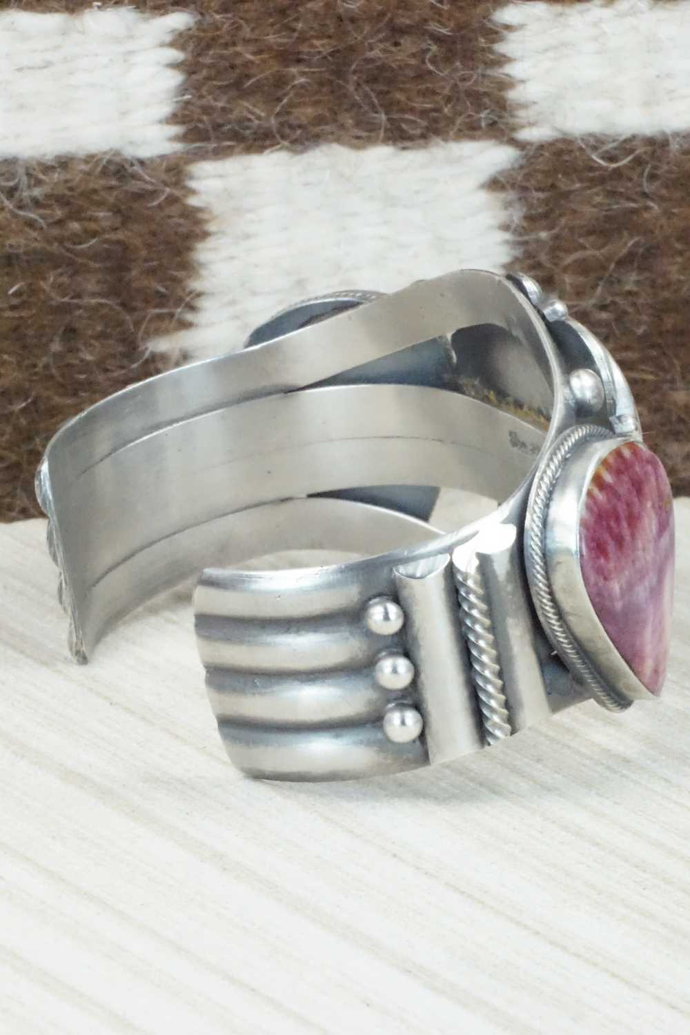Spiny Oyster & Sterling Silver Bracelet - Tom Lewis