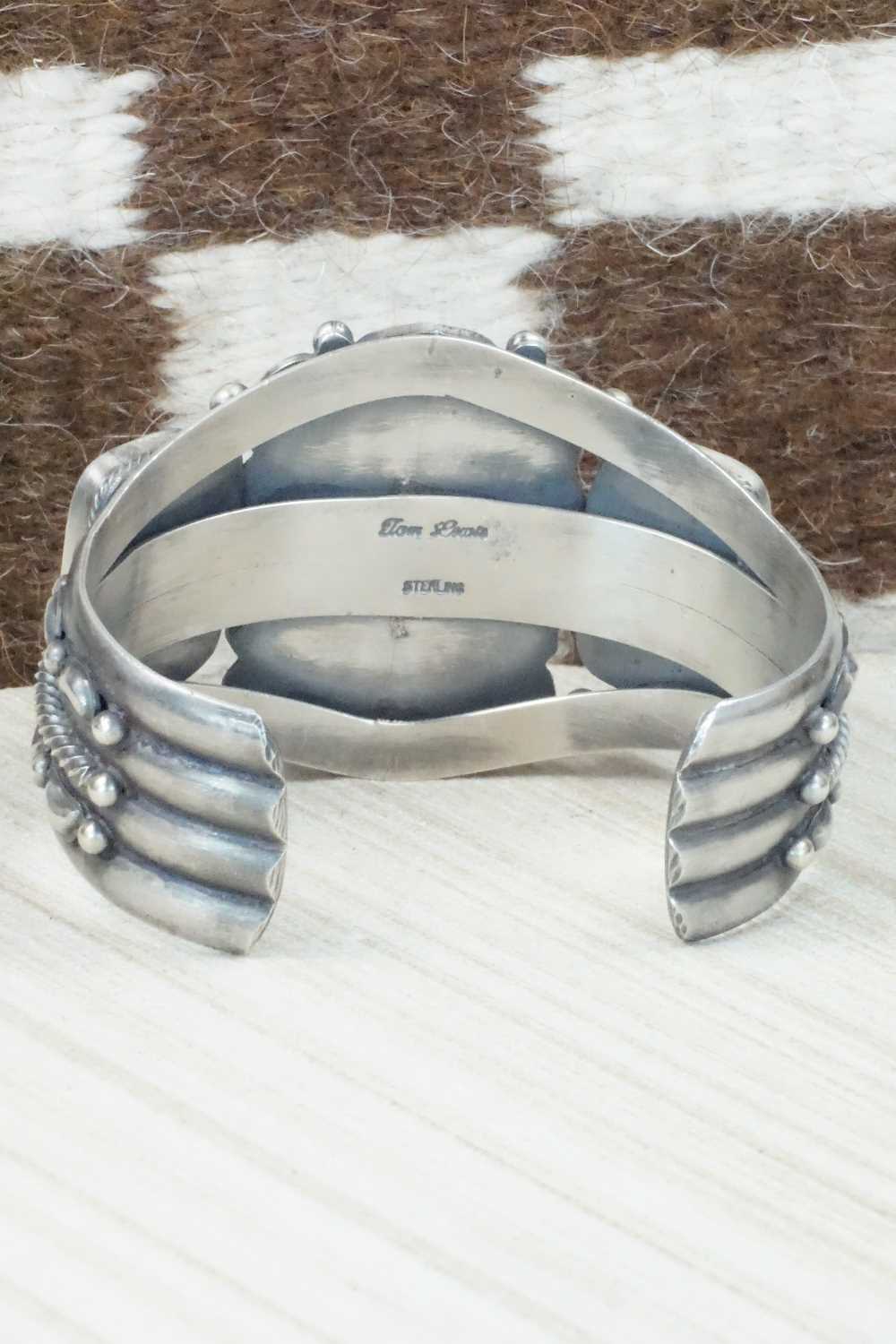 Spiny Oyster & Sterling Silver Bracelet - Tom Lewis