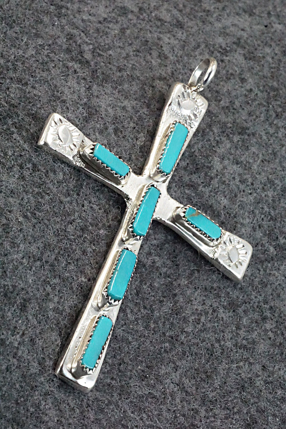 Turquoise & Sterling Silver Pendant - Verona Quam