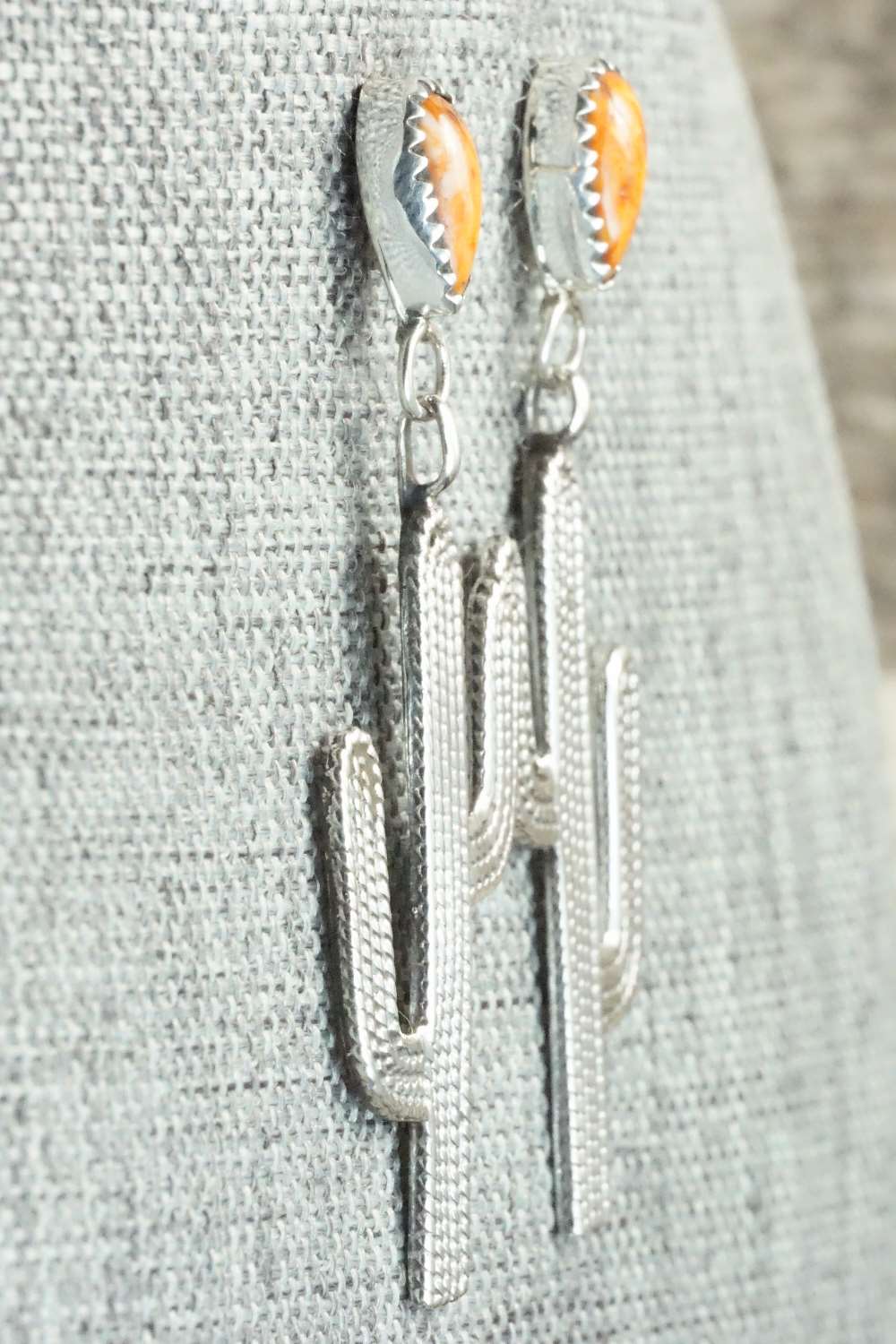 Spiny Oyster & Sterling Silver Earrings - Verley Betone