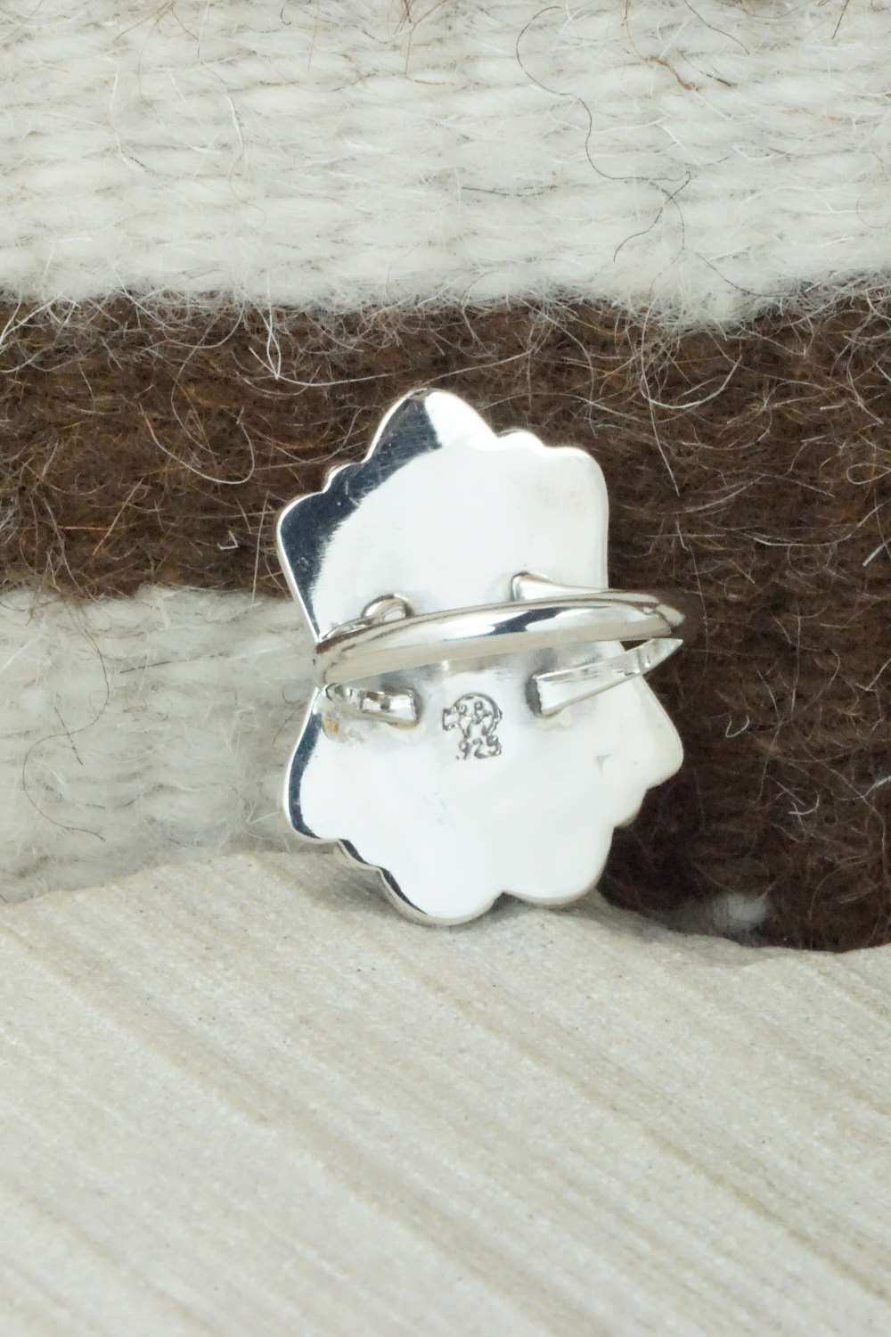 Turquoise & Sterling Silver Ring - Navajo - Size 7.75