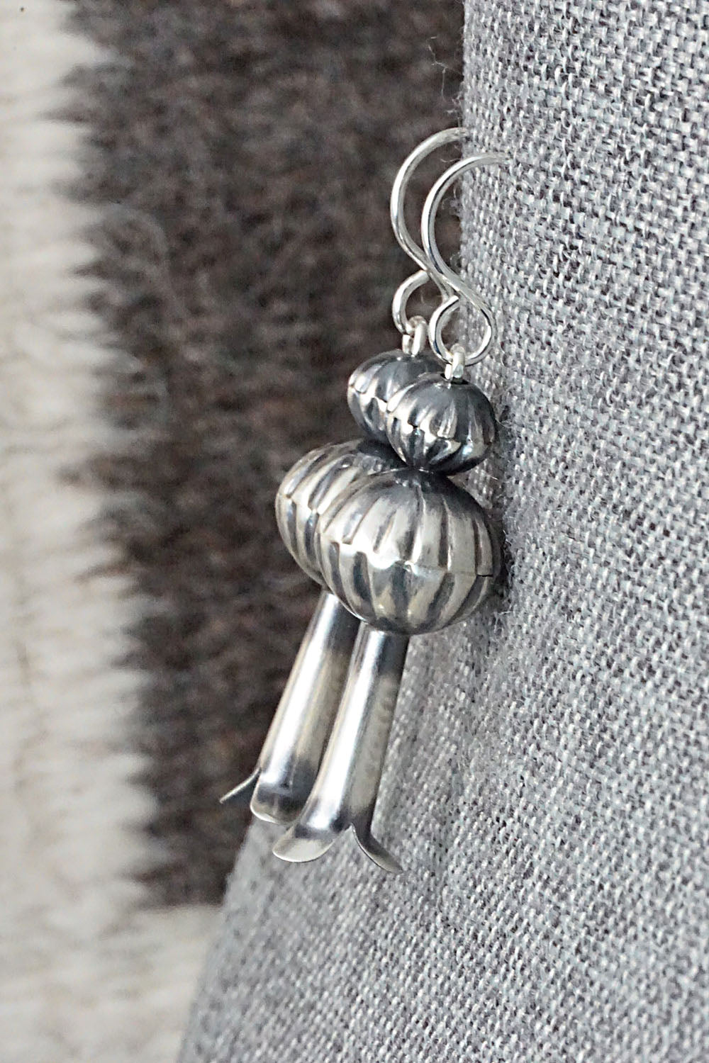 Sterling Silver Navajo Pearl Earrings - Tonisha Haley