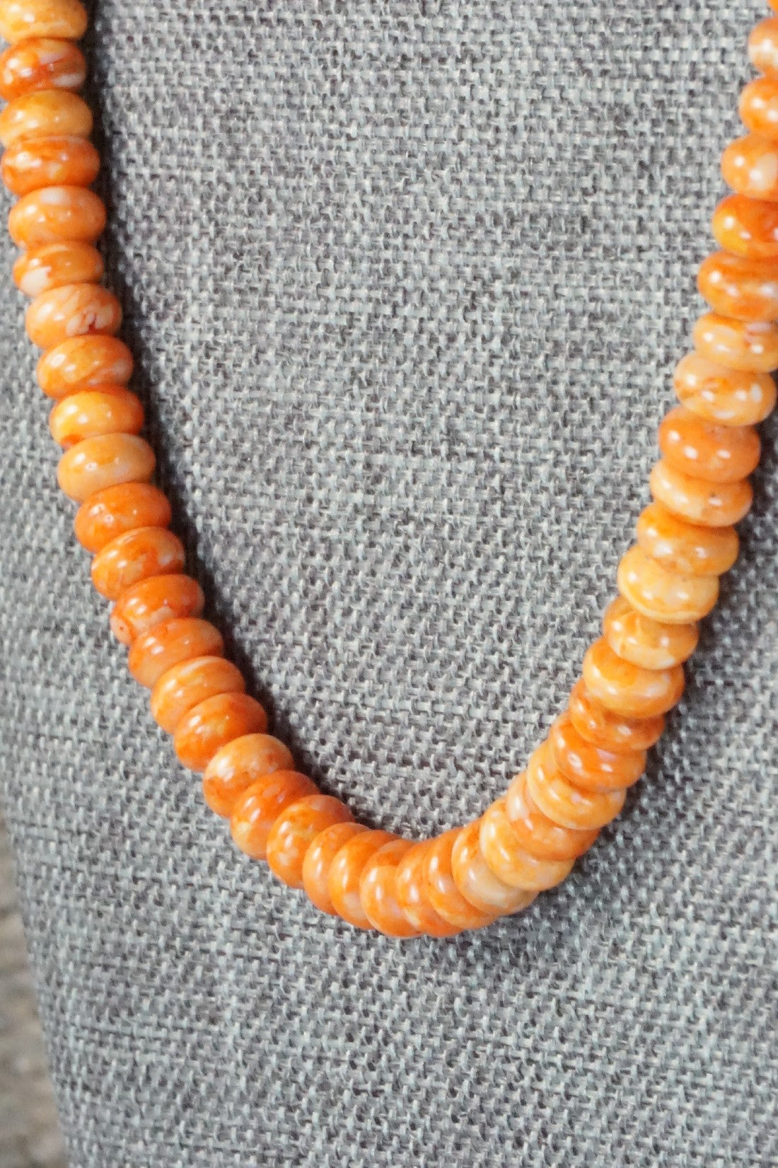Spiny Oyster Necklace - Louise Joe