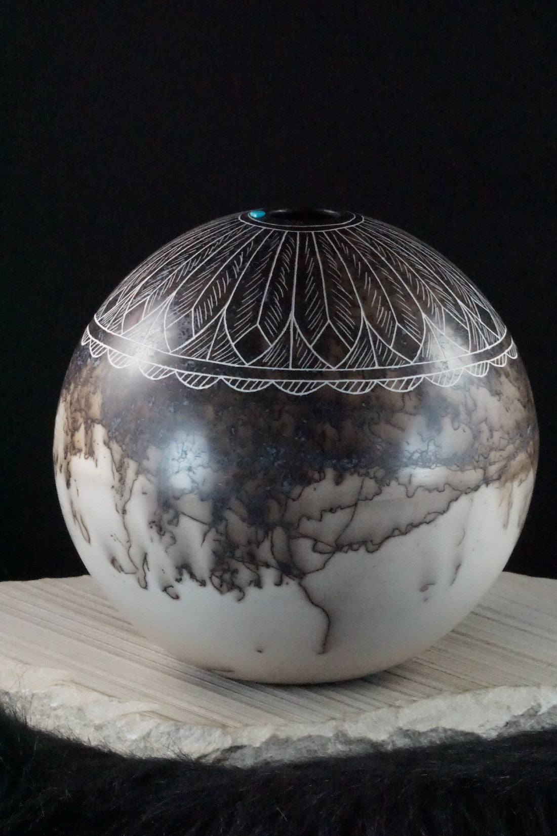 Acoma Pottery - Irvin Louis