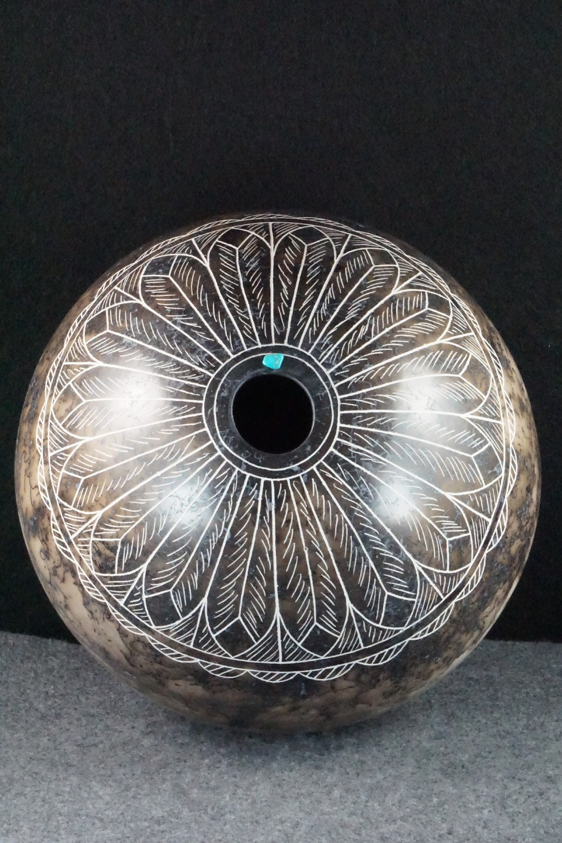 Acoma Pottery - Irvin Louis