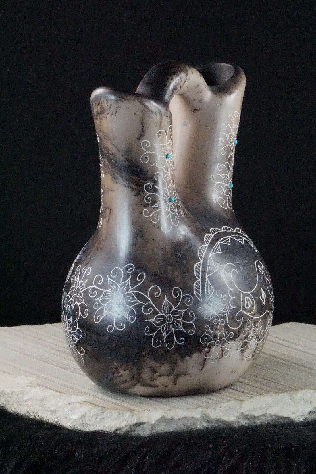Acoma Pottery - Irvin Louis