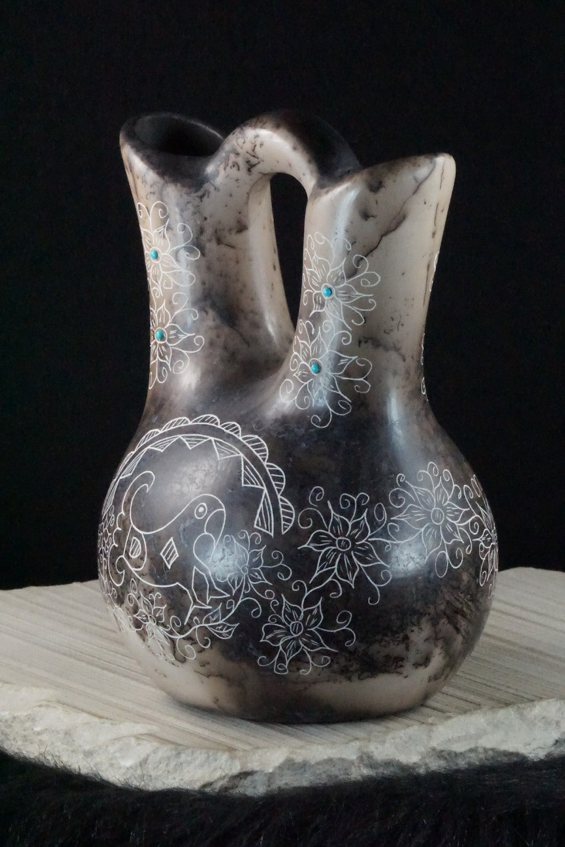 Acoma Pottery - Irvin Louis