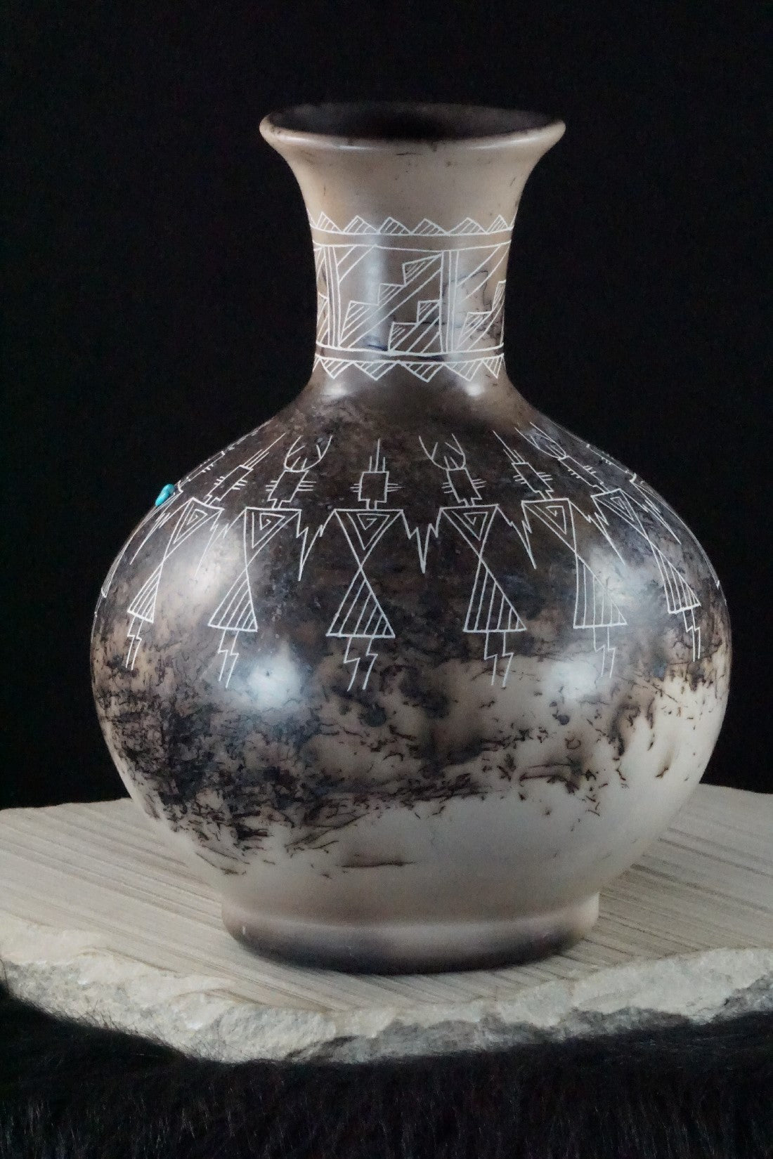 Acoma Pottery - Irvin Louis