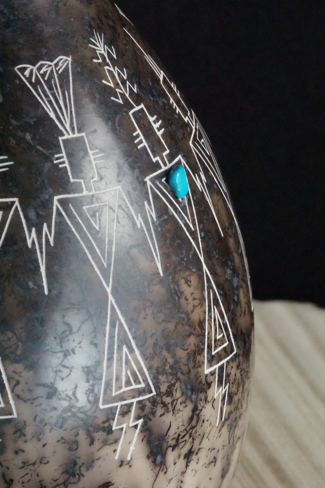 Acoma Pottery - Irvin Louis