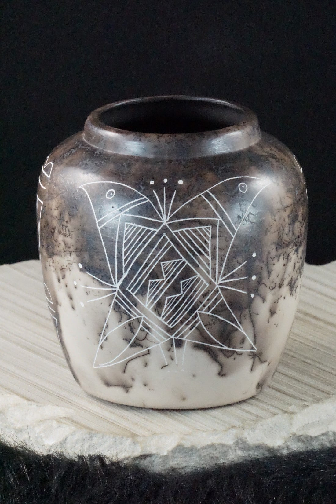 Acoma Pottery - Irvin Louis