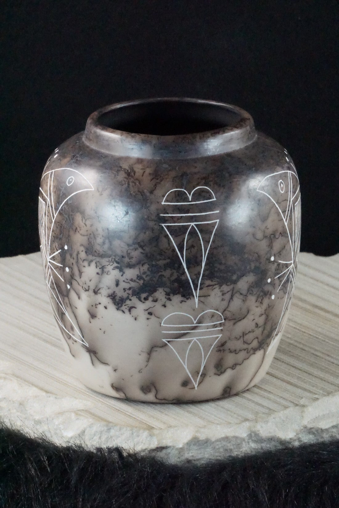 Acoma Pottery - Irvin Louis