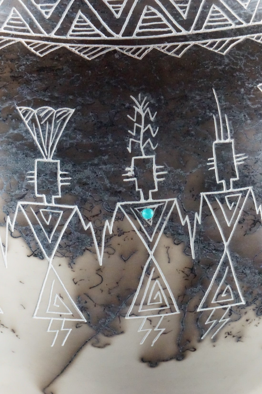 Acoma Pottery - Irvin Louis