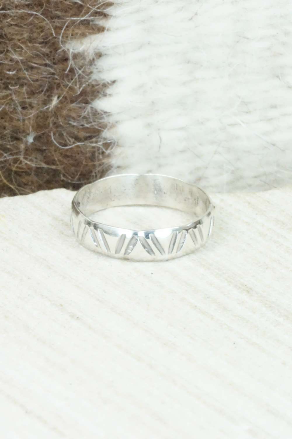 Sterling Silver Ring - Elaine Tahe - Size 6.25