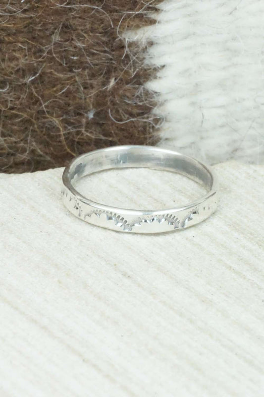 Sterling Silver Ring - Elaine Tahe - Size 11.75