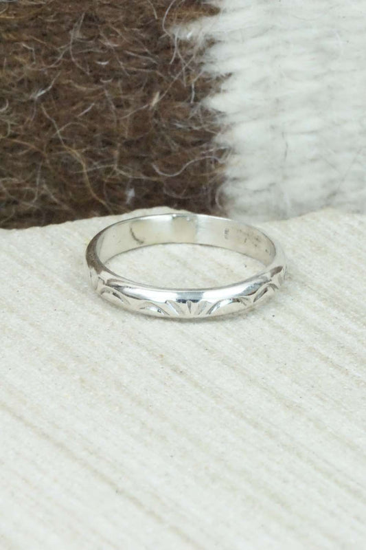 Sterling Silver Ring - Robert Cadman - Size 8
