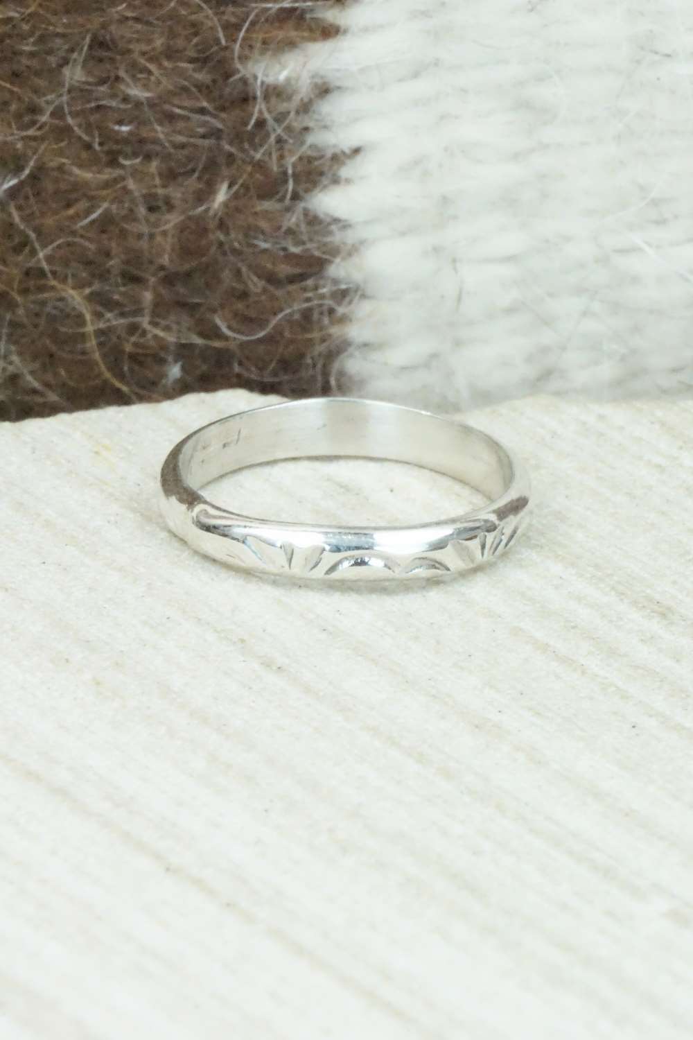 Sterling Silver Ring - Robert Cadman - Size 8