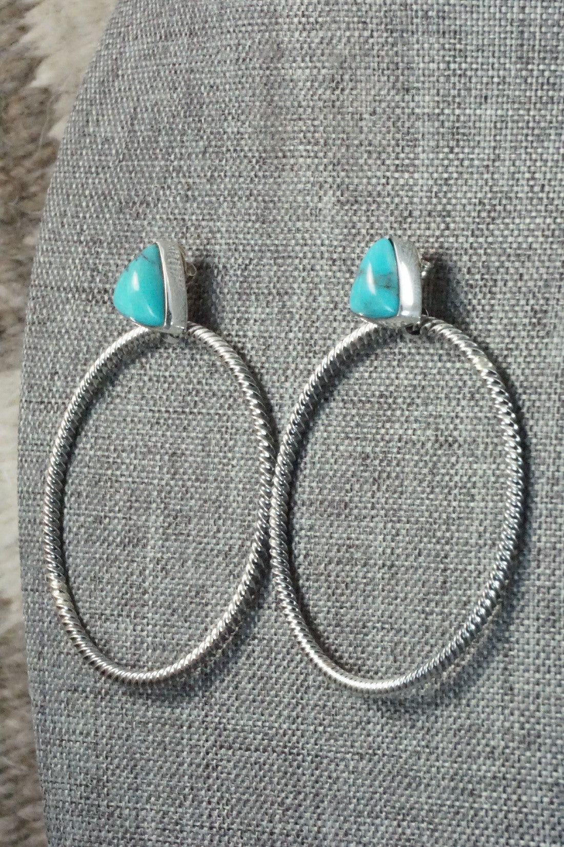 Turquoise & Sterling Silver Earrings - Verley Betone