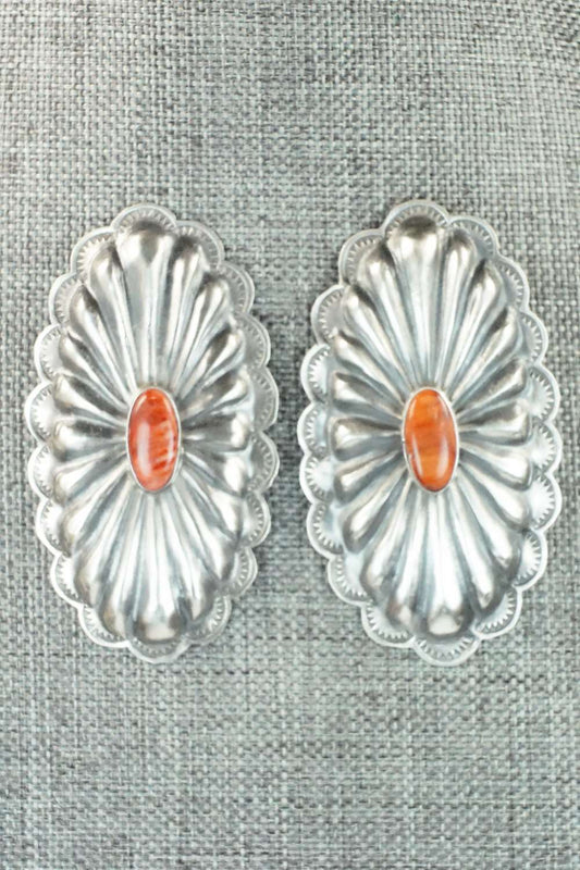 Spiny Oyster and Sterling Silver Earrings - Rita Lee