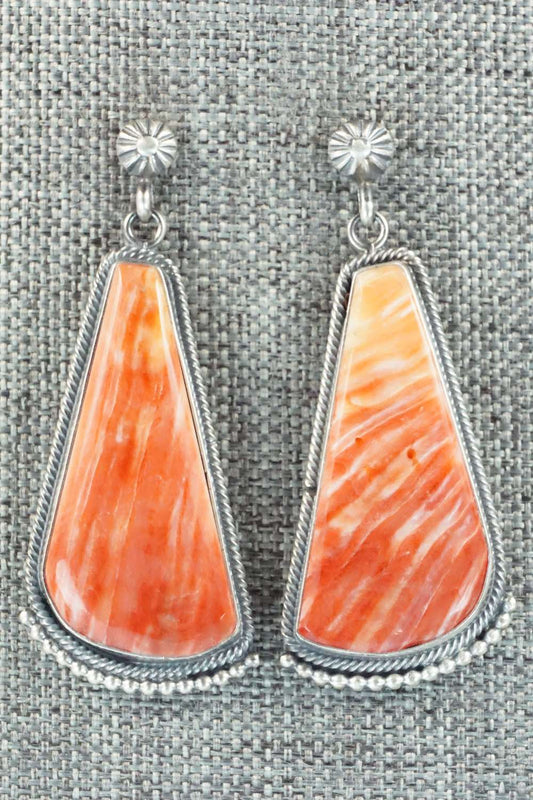 Spiny Oyster & Sterling Silver Earrings - Annie Spencer