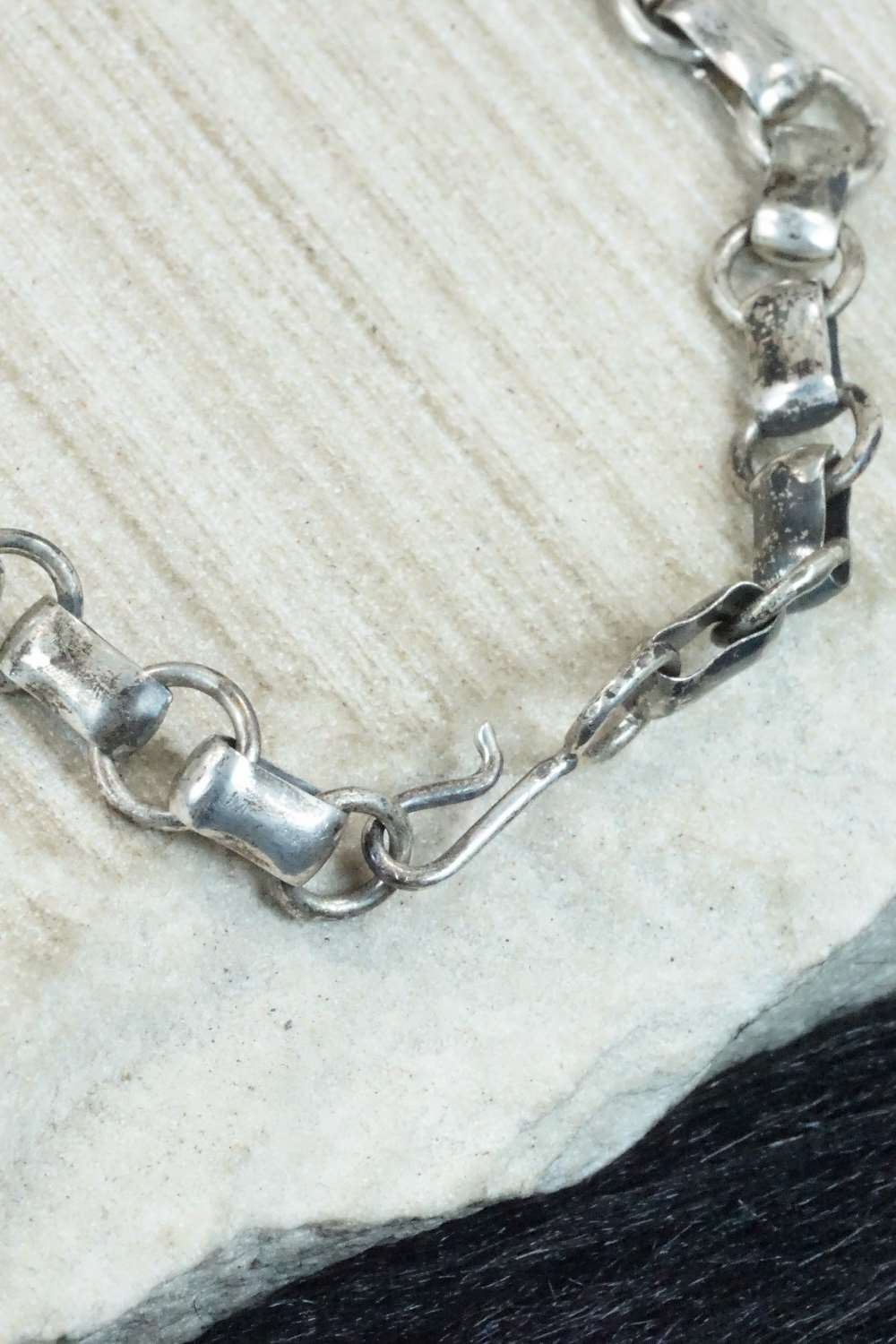 Gaspeite & Sterling Silver Necklace - T. Yazzie