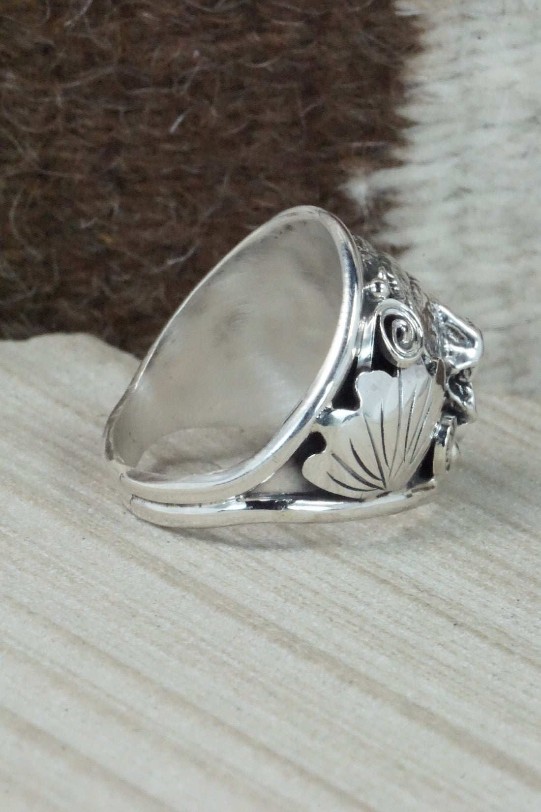 Turquoise & Sterling Silver Ring - Jeannette Saunders - Size 13.5