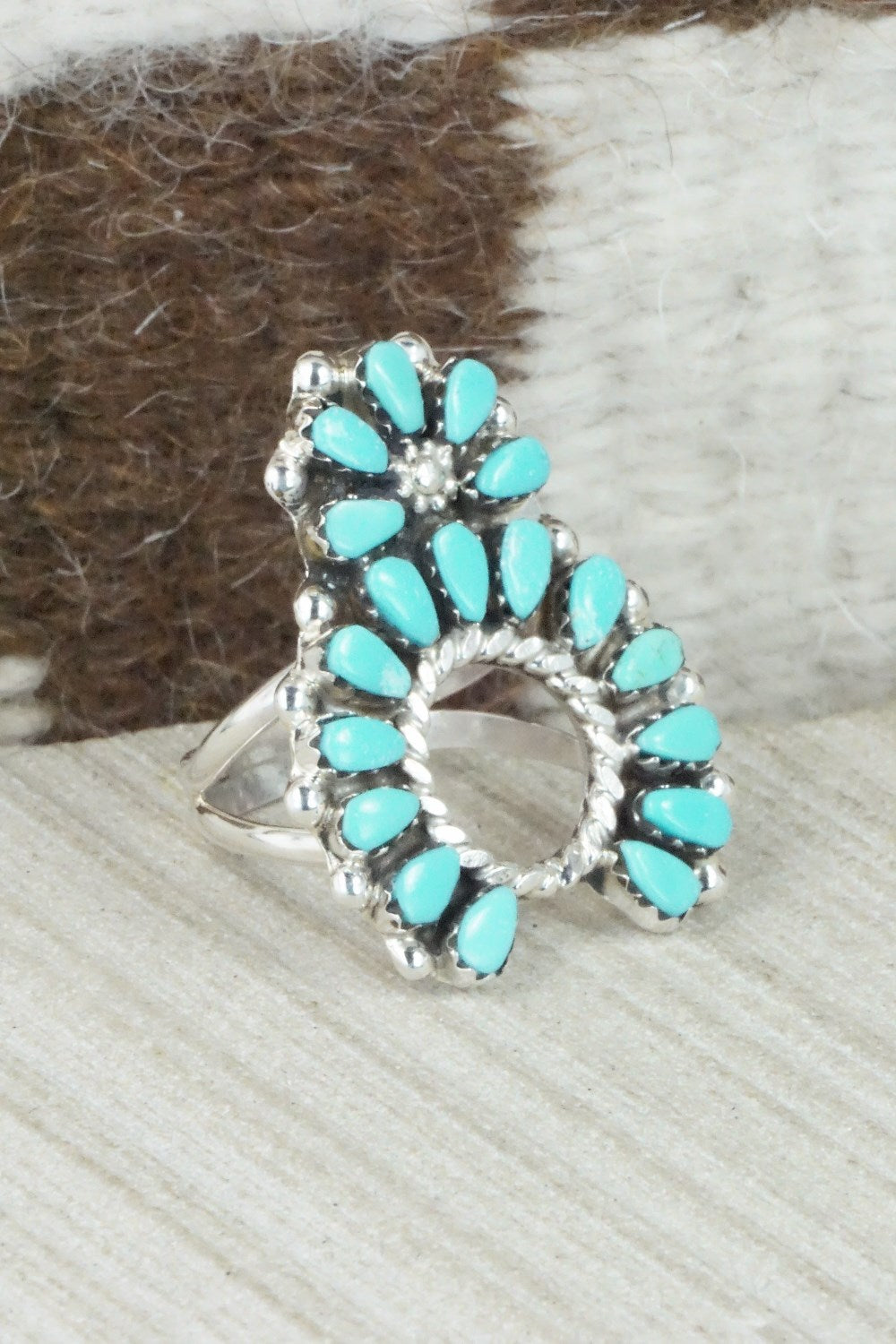 Large Vintage hotsell Blue Turquoise Sterling Ring Sz 7.5