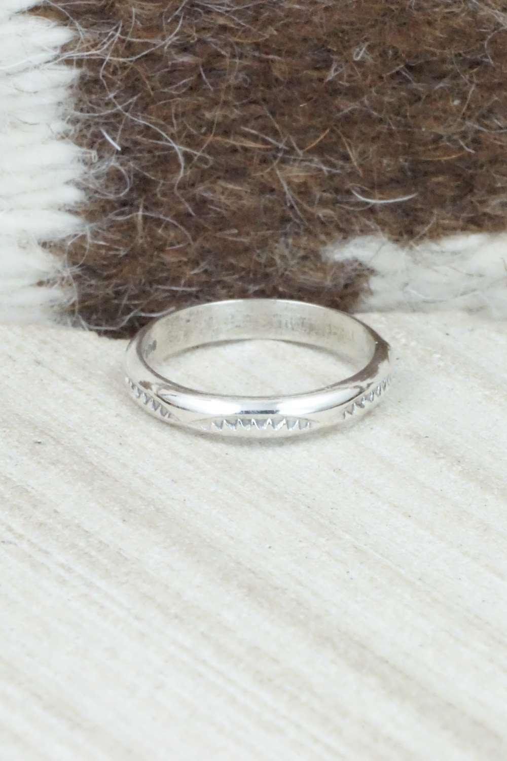 Sterling Silver Ring - Elaine Tahe - Size 7.5