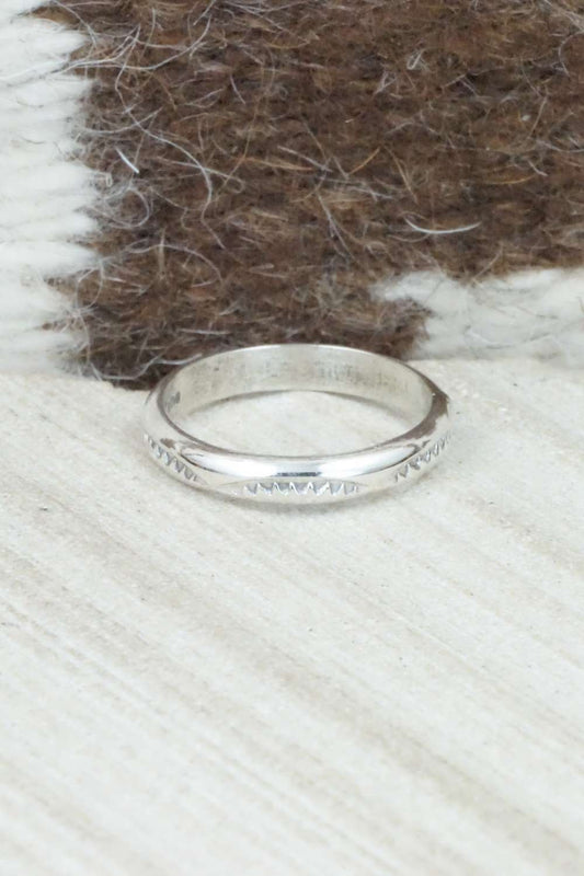Sterling Silver Ring - Elaine Tahe - Size 7.5