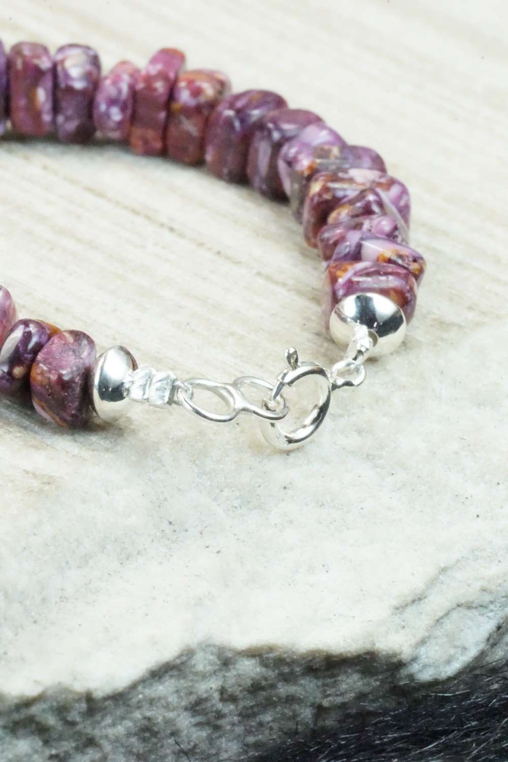 Spiny Oyster & Sterling Silver Clasp Bracelet - Louise Joe
