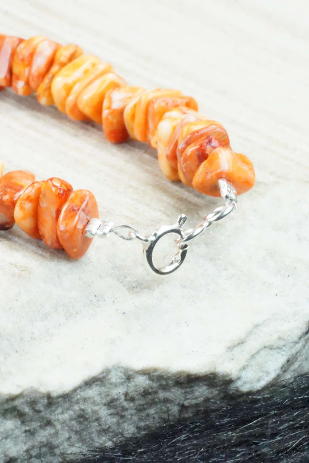 Spiny Oyster & Sterling Silver Clasp Bracelet - Louise Joe