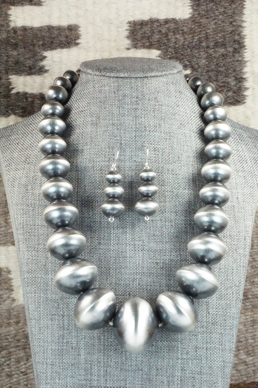 Sterling Silver Navajo Pearl Necklace & Earrings - Tonisha Haley