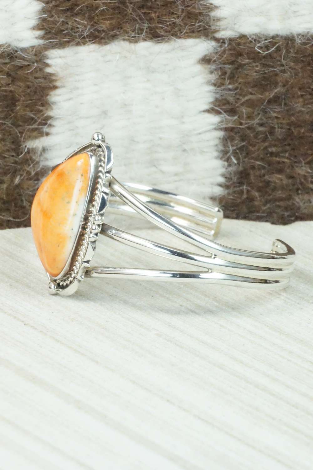 Spiny Oyster & Sterling Silver Bracelet - Daniel Benally