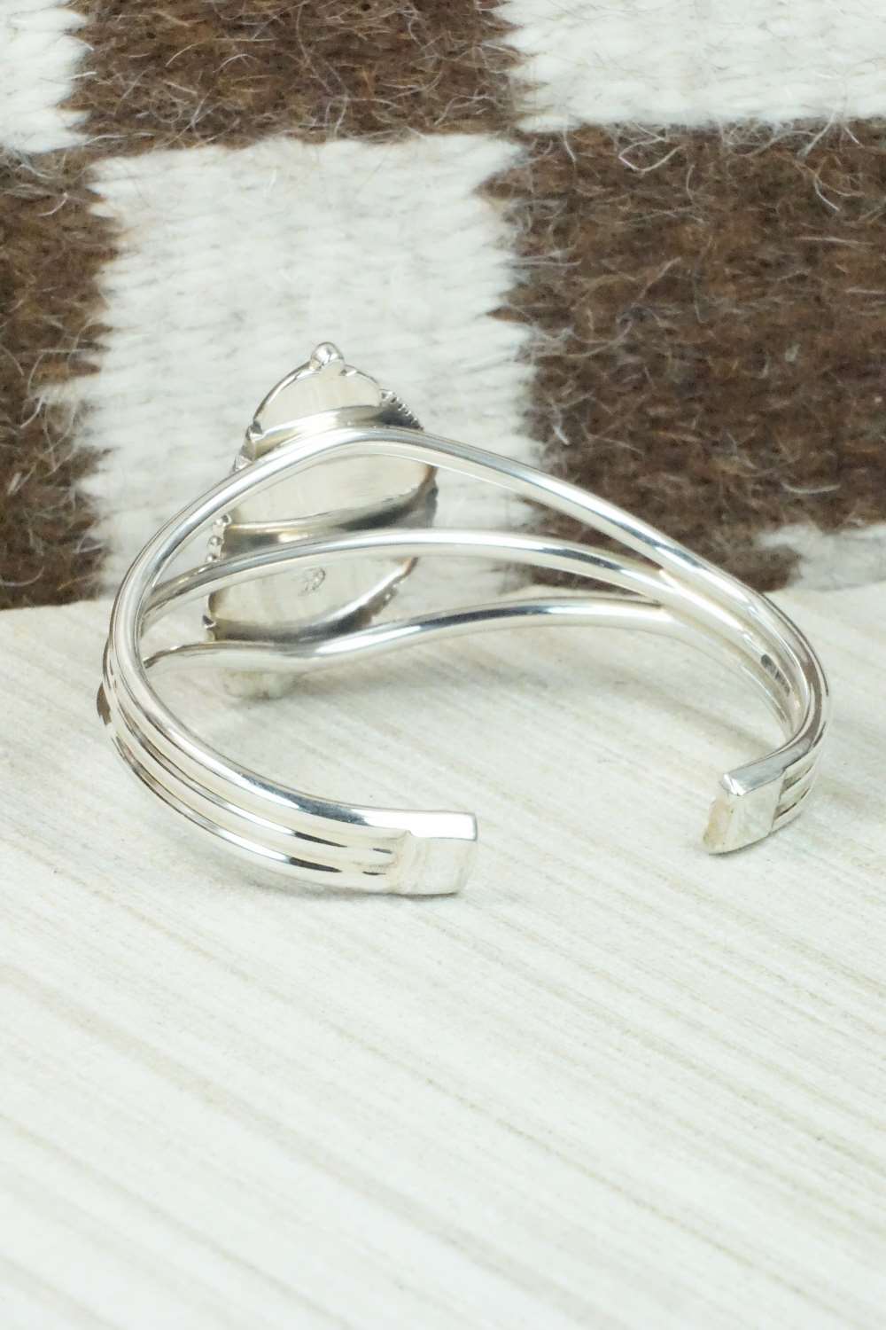 Spiny Oyster & Sterling Silver Bracelet - Daniel Benally