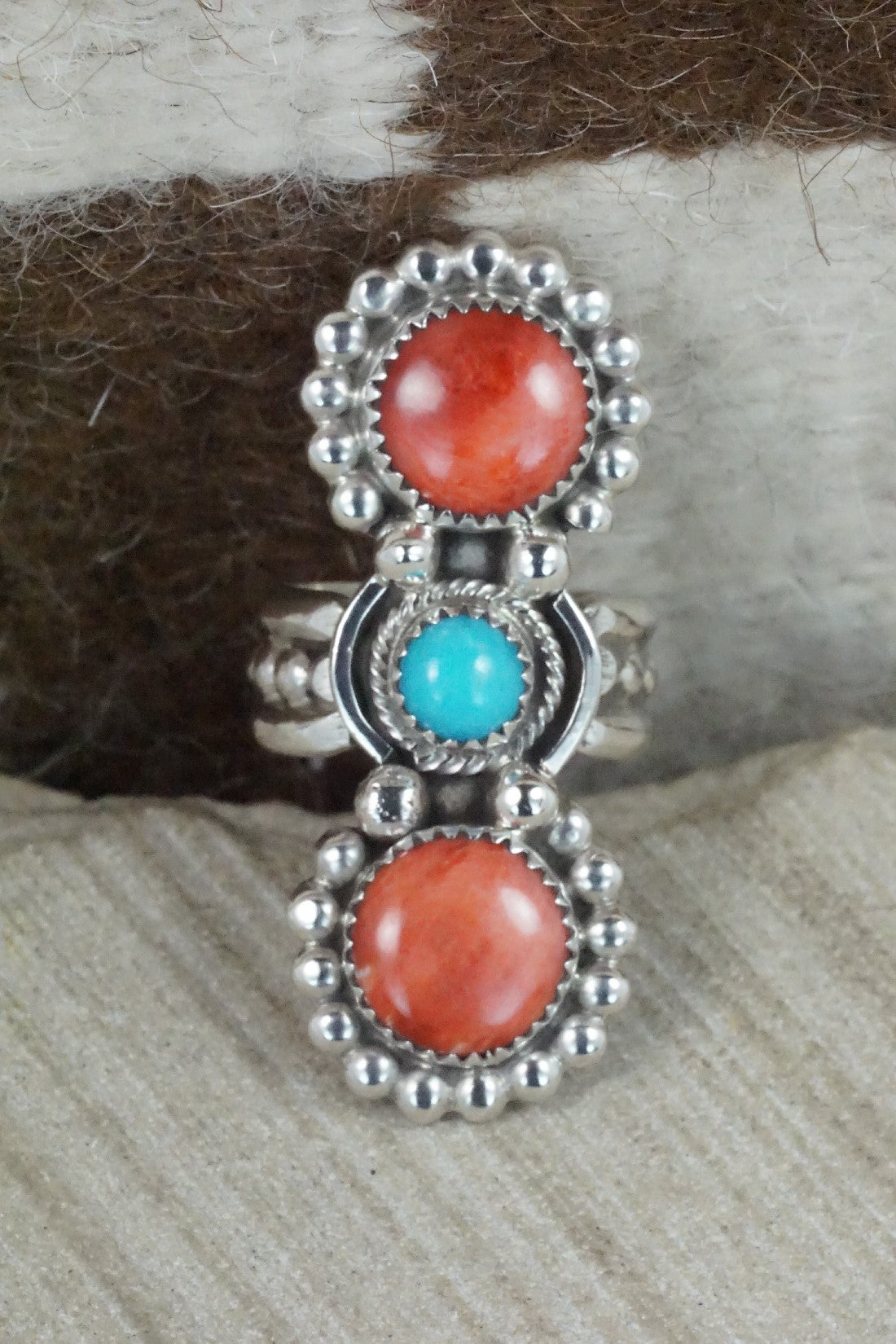 Spiny Oyster, Turquoise & Sterling Silver Ring - Chris Nez - Size 7.75