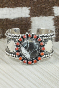 White Buffalo, Spiny Oyster & Sterling Silver Bracelet - Sandra Parkett