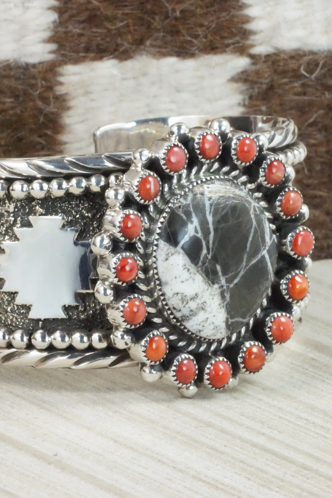White Buffalo, Spiny Oyster & Sterling Silver Bracelet - Sandra Parkett