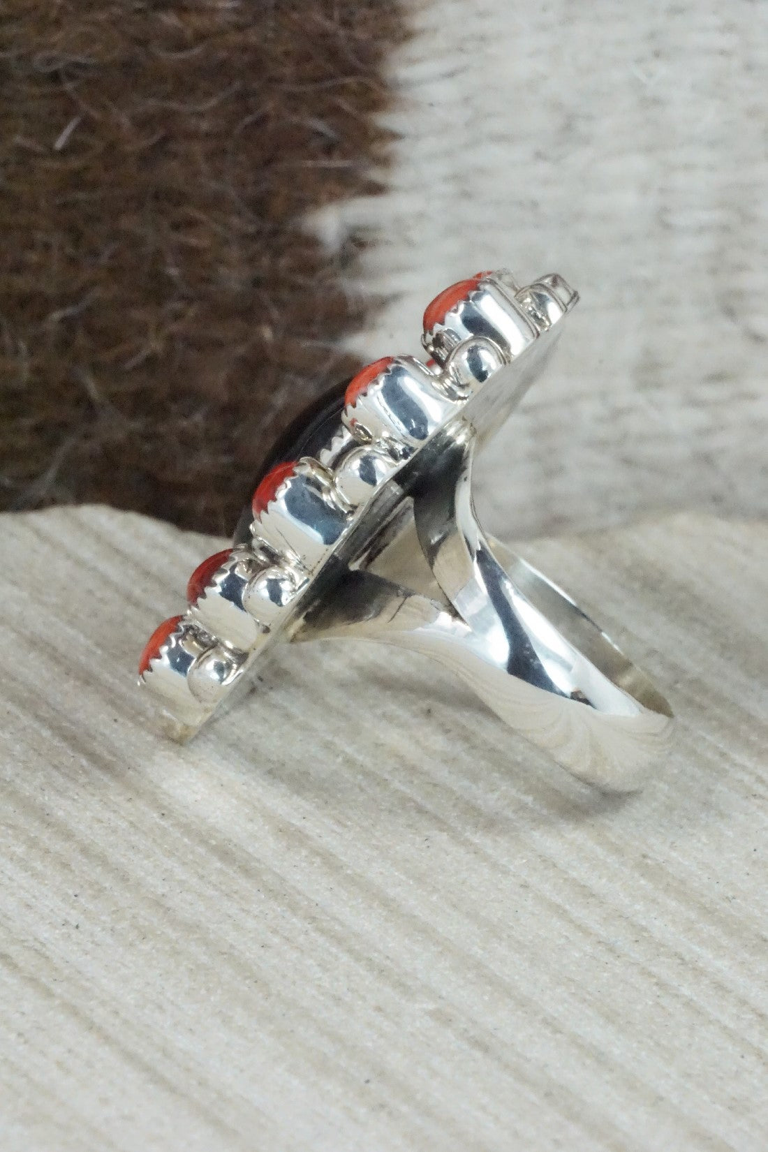 Onyx, Spiny Oyster & Sterling Silver Ring - Sandra Parkett - Size 9 (Adj.)