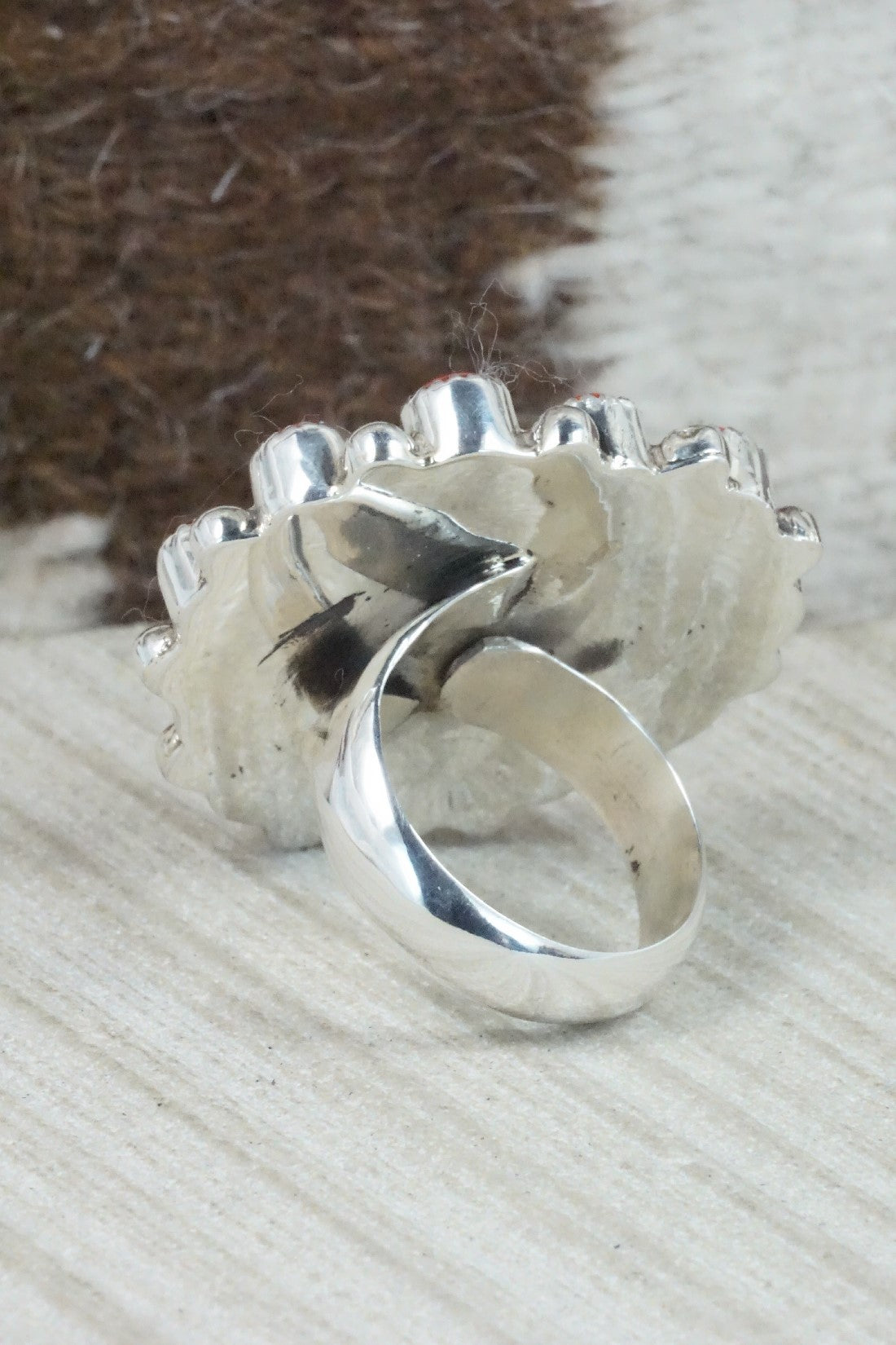 Onyx, Spiny Oyster & Sterling Silver Ring - Sandra Parkett - Size 9 (Adj.)