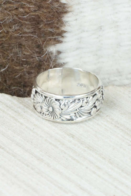 Sterling Silver Ring - Tom Dinesto - Size 6.5