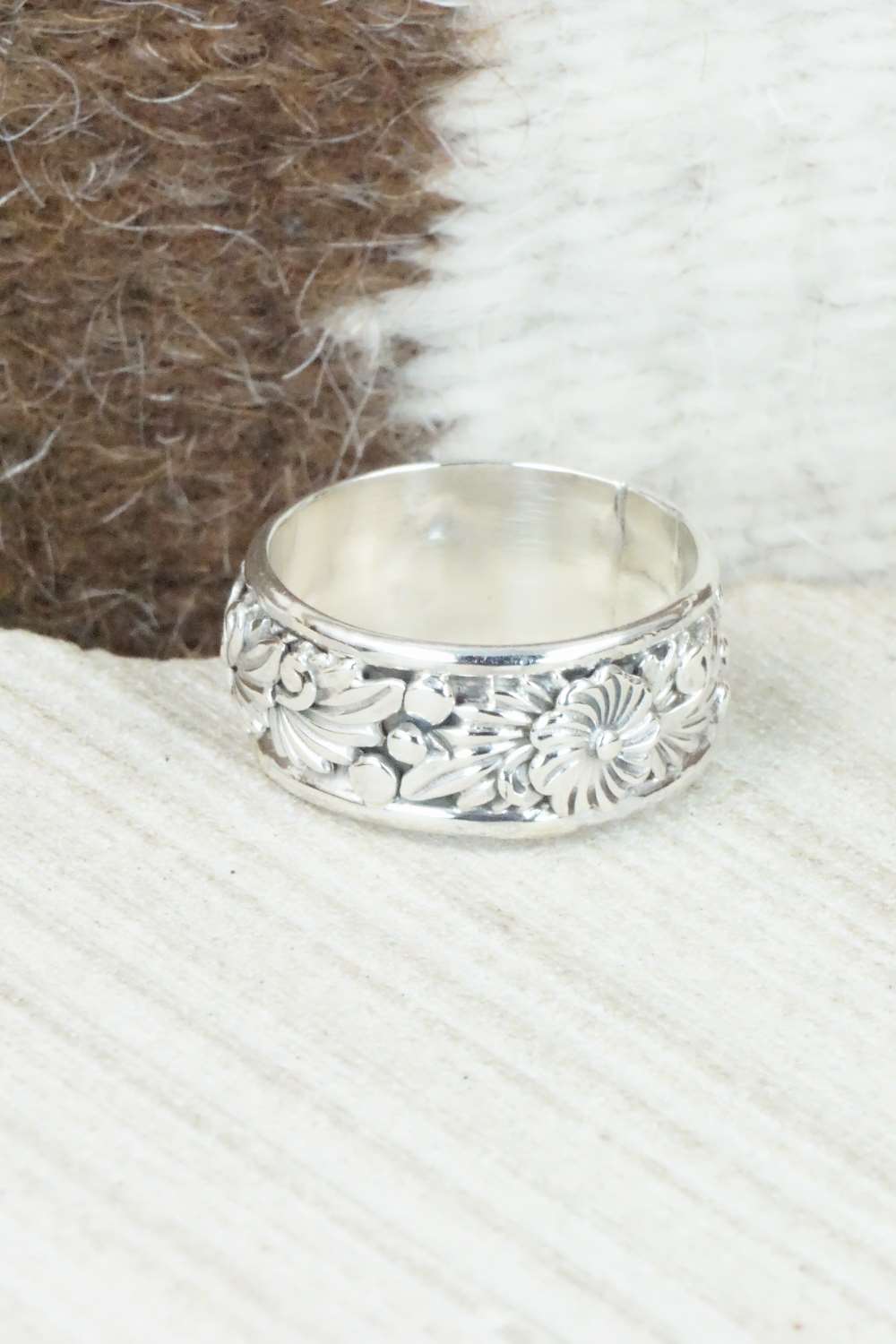 Sterling Silver Ring - Tom Dinesto - Size 6.25