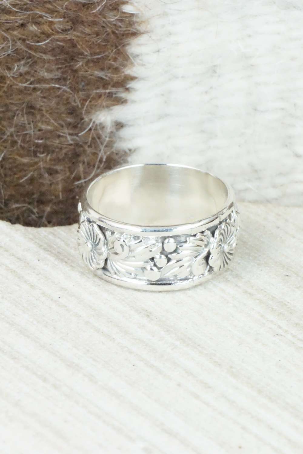 Sterling Silver Ring - Tom Dinesto - Size 7.75