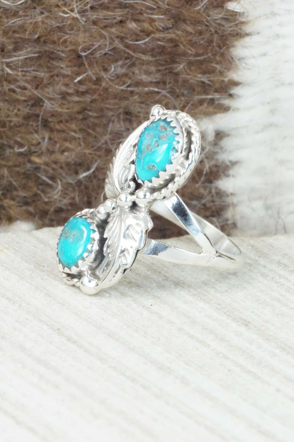Turquoise & Sterling Silver Ring - William Begay - Size 8.5