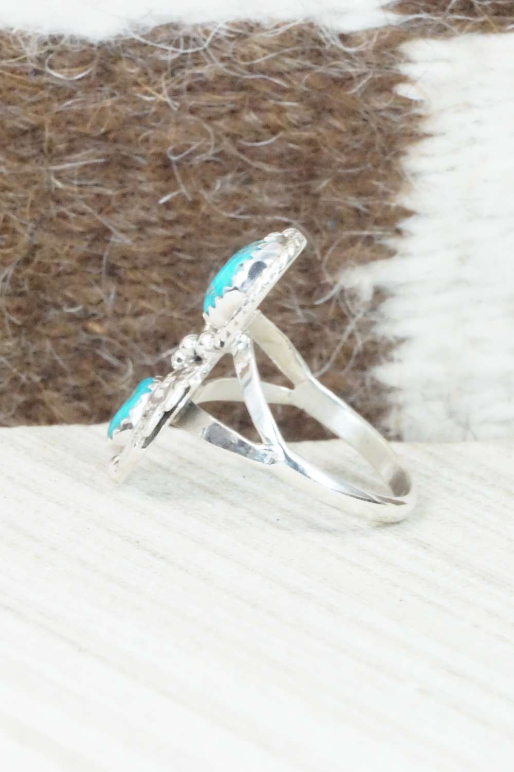Turquoise & Sterling Silver Ring - William Begay - Size 8.5