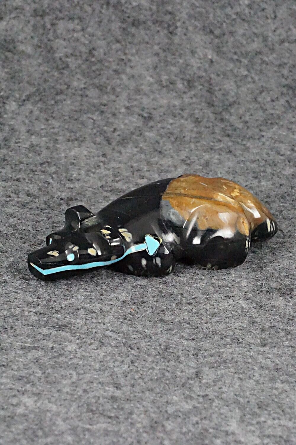 Badger Zuni Fetish Carving - Rodney Laiwakete