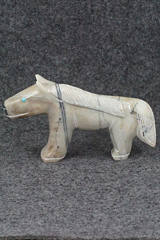 Horse Zuni Fetish Carving - Shannon Calavaza