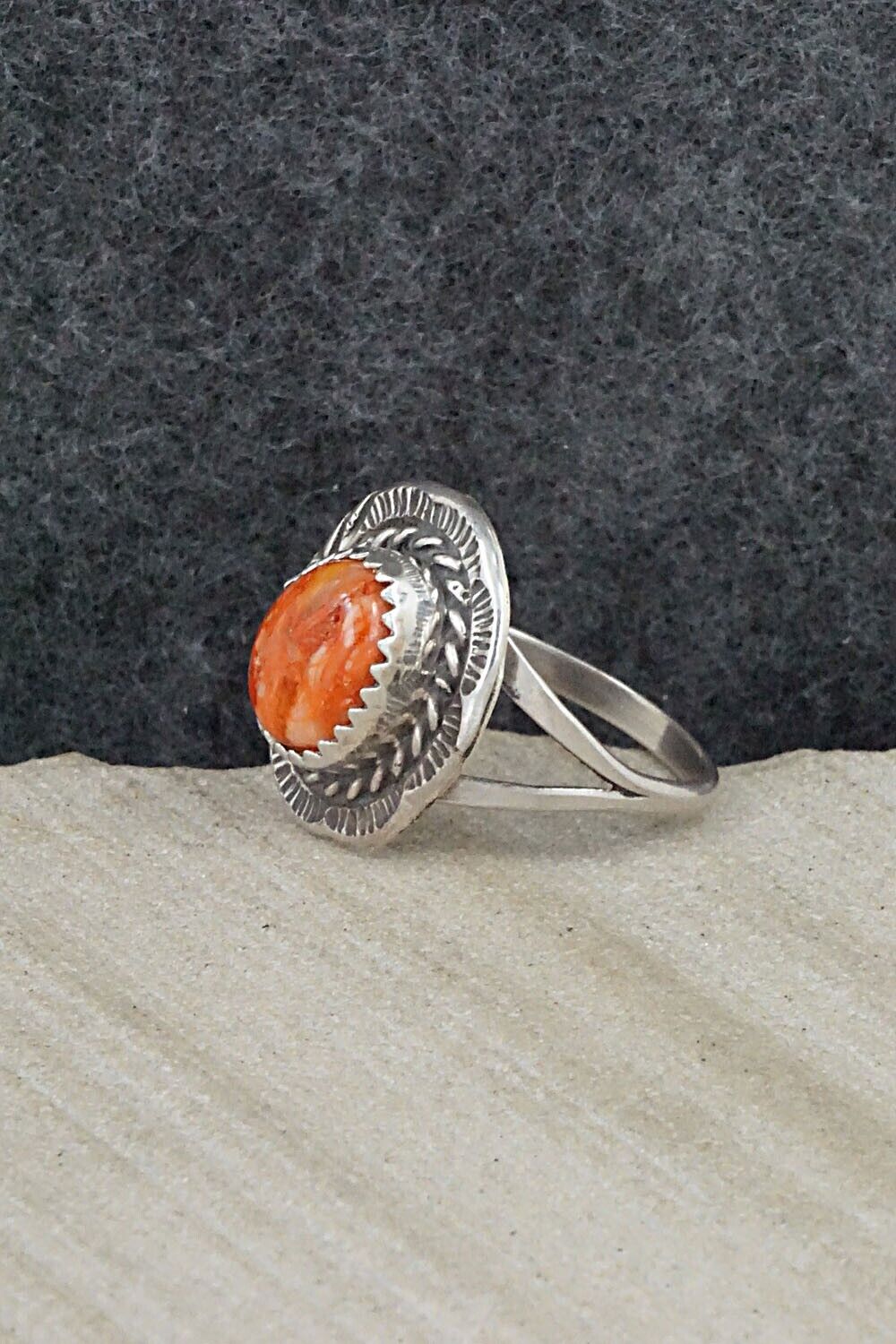 Spiny Oyster & Sterling Silver Ring - Freda Martinez - Size 8