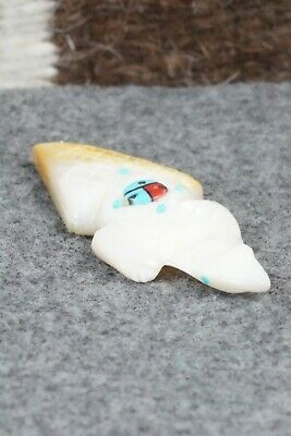 Lizard Zuni Fetish Carving - Danette Laate