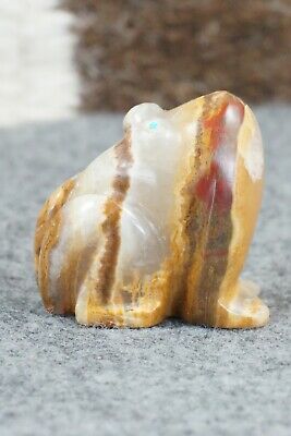 Frog Zuni Fetish Carving - Rosella Soseeah