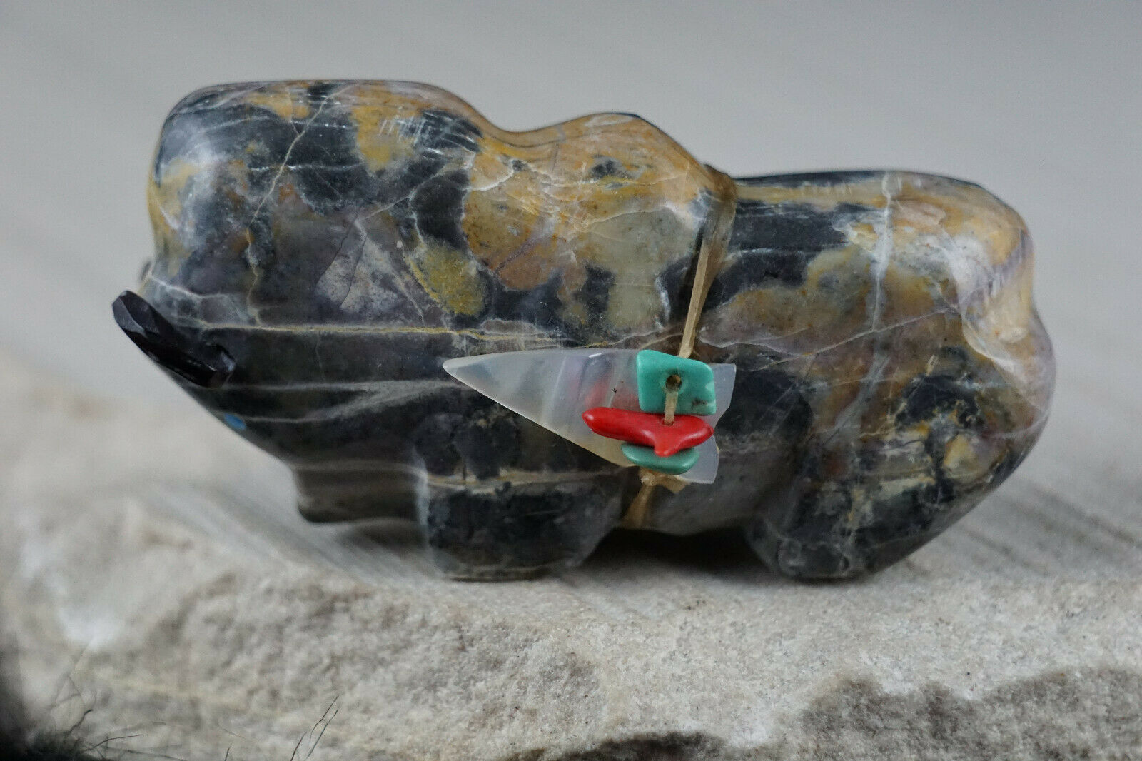 Buffalo Zuni Fetish Carving - Joshua Leki - High Lonesome Trading